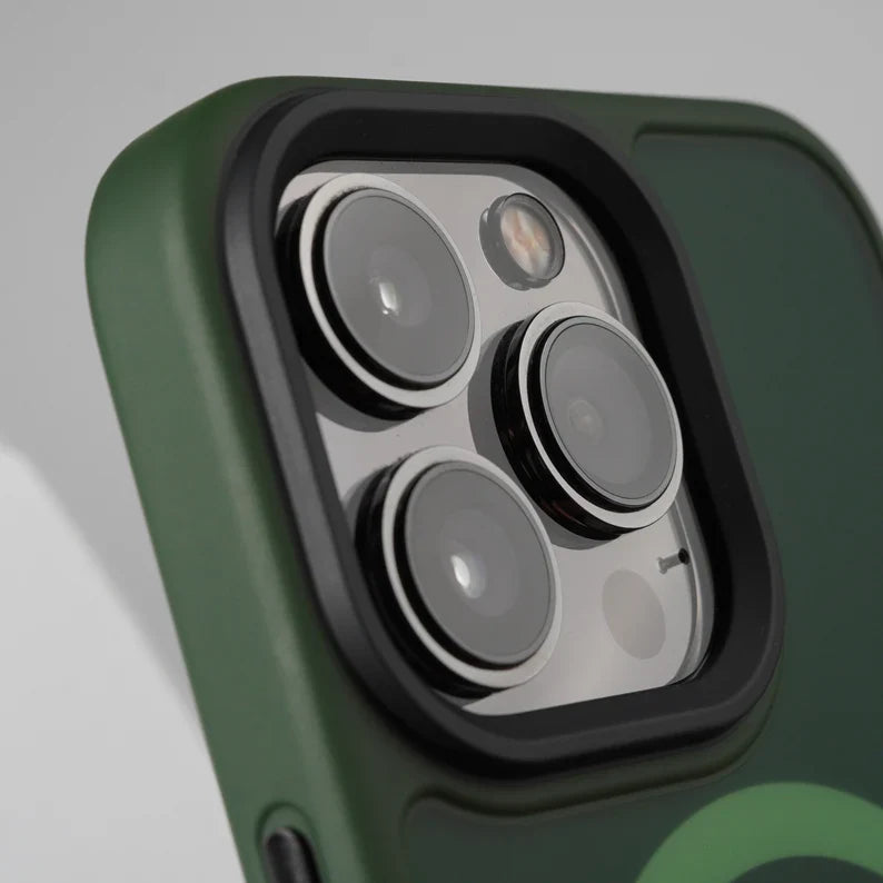 Silicone MagSafe Case - Wireless Charging Compatible  -  iPhone 13 All Series