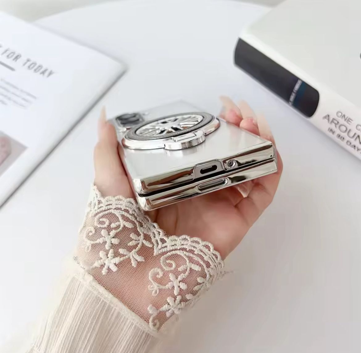 Electroplated Rotating Magnetic Case- Galaxy Z Fold 6